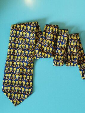 Warner Bros 1997 Tie Looney Tunes Tweety Bird